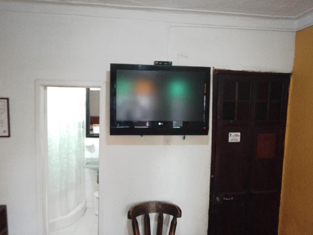 Hotel El Dorado La Candelaria Богота Екстериор снимка