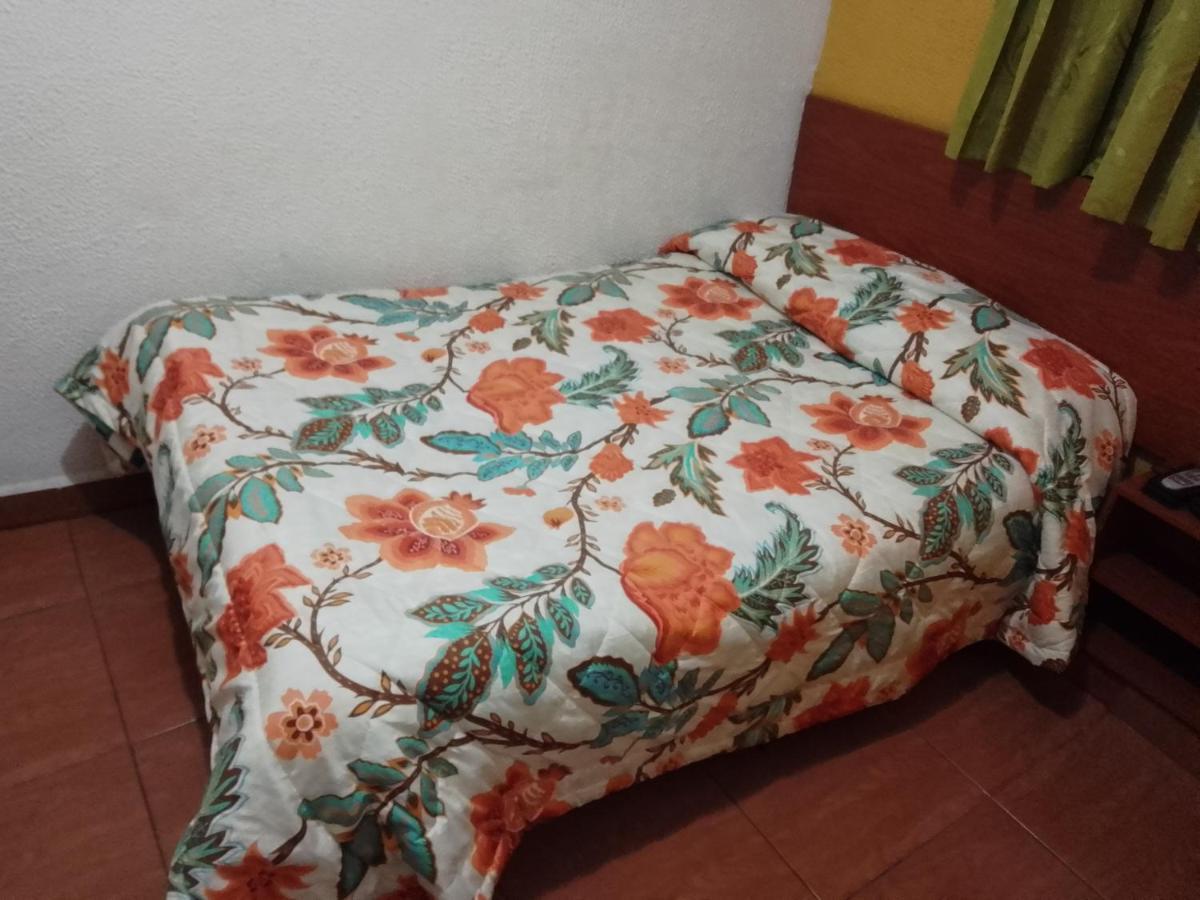 Hotel El Dorado La Candelaria Богота Екстериор снимка