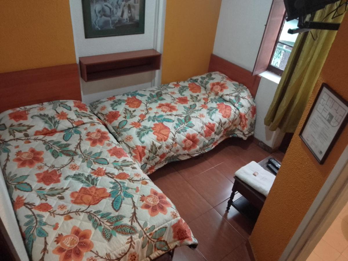 Hotel El Dorado La Candelaria Богота Екстериор снимка