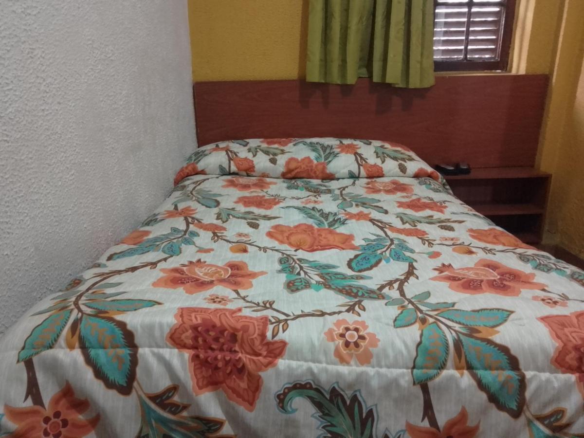 Hotel El Dorado La Candelaria Богота Екстериор снимка