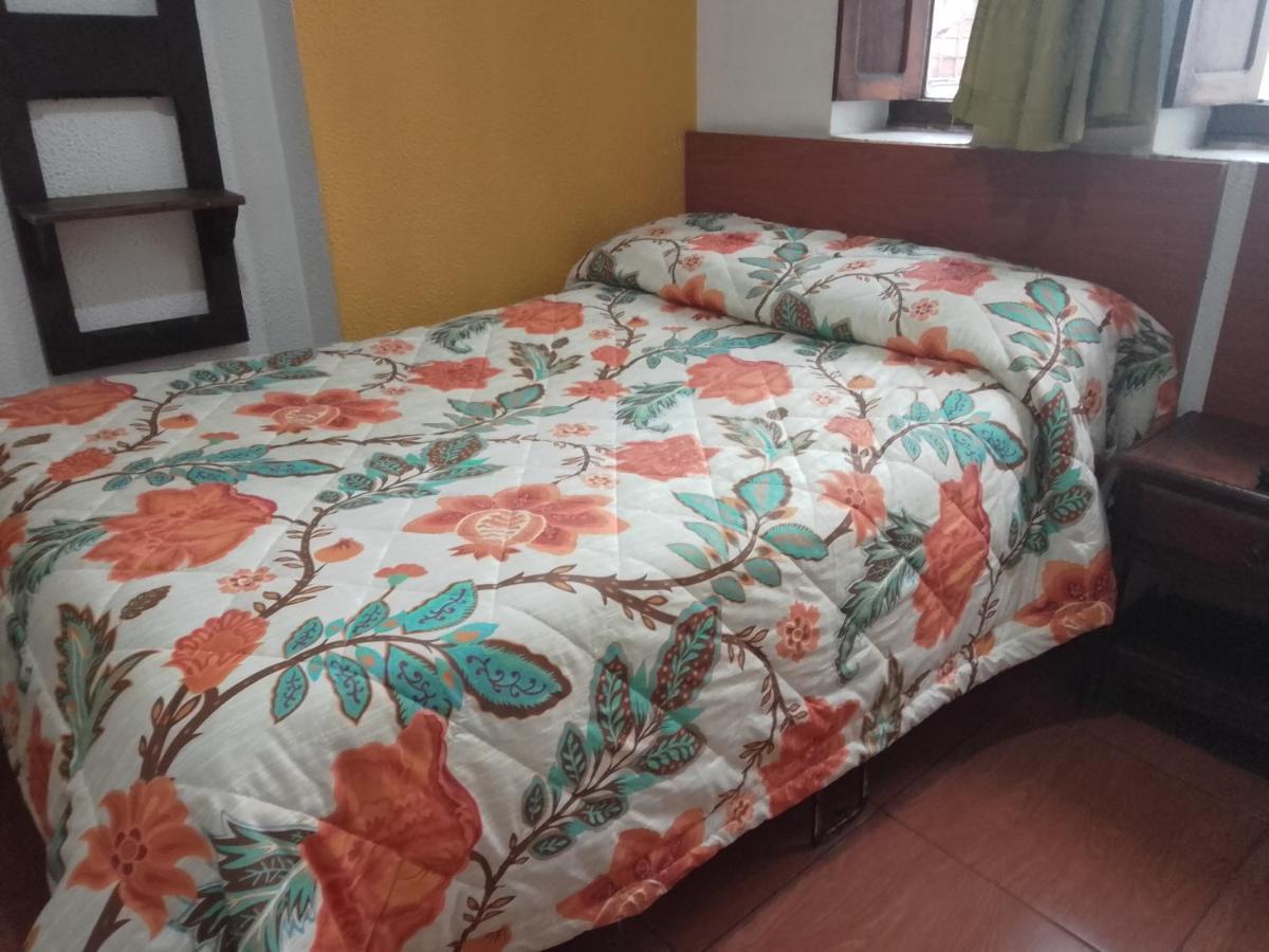 Hotel El Dorado La Candelaria Богота Екстериор снимка
